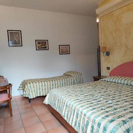 Hotel Ristorante Da Carlos Santa Maria Giudice Εξωτερικό φωτογραφία