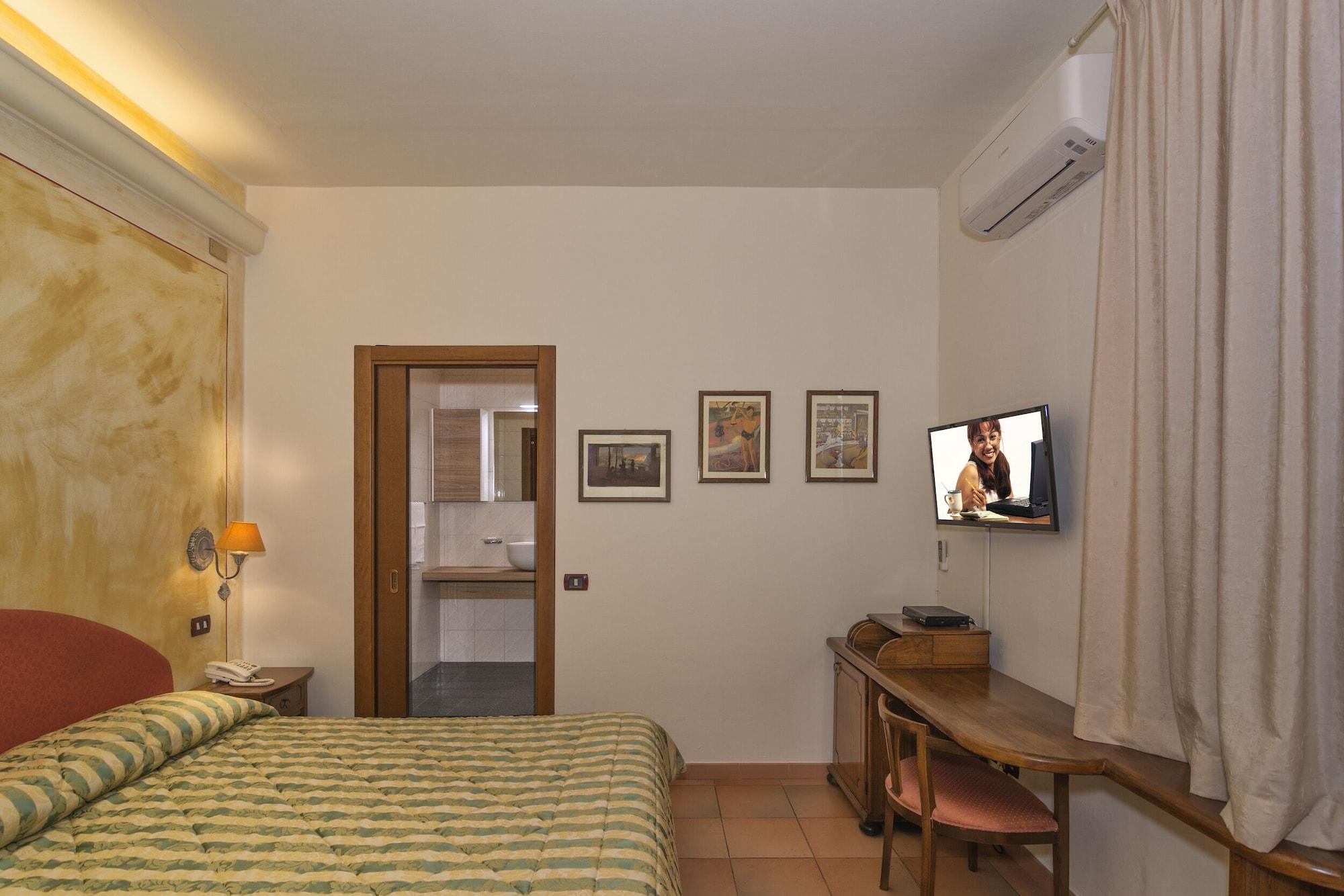 Hotel Ristorante Da Carlos Santa Maria Giudice Εξωτερικό φωτογραφία