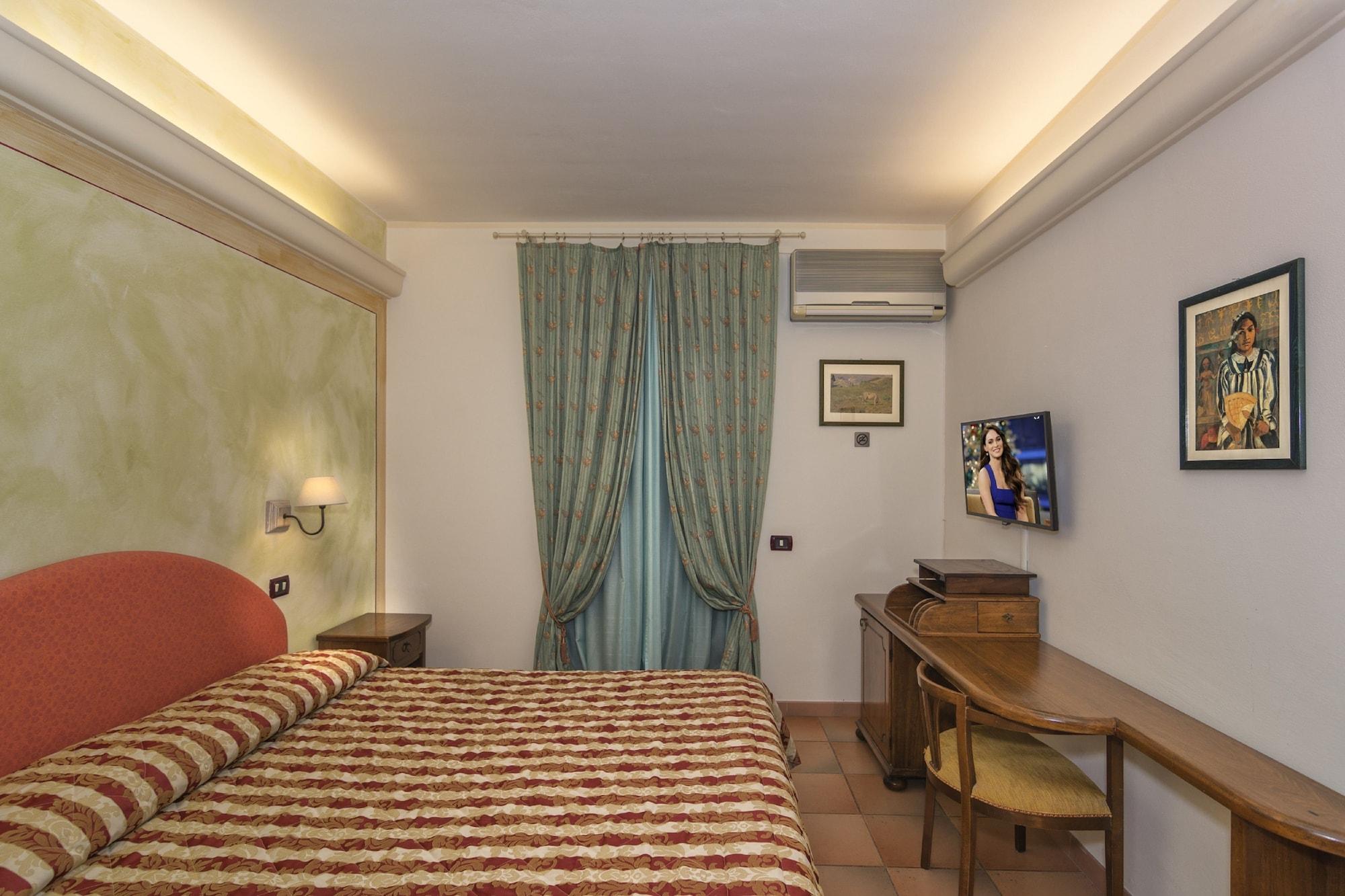 Hotel Ristorante Da Carlos Santa Maria Giudice Εξωτερικό φωτογραφία