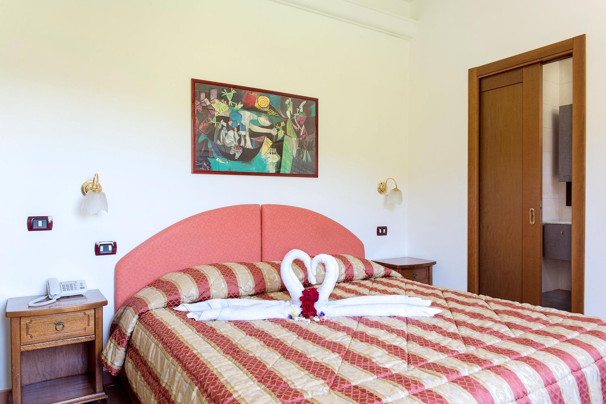 Hotel Ristorante Da Carlos Santa Maria Giudice Εξωτερικό φωτογραφία