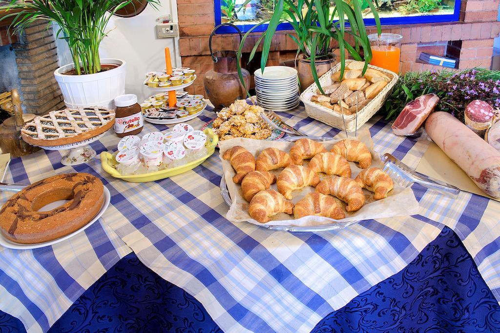 Hotel Ristorante Da Carlos Santa Maria Giudice Εξωτερικό φωτογραφία