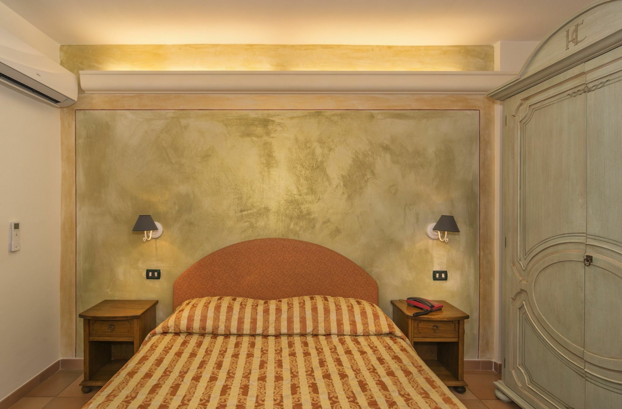 Hotel Ristorante Da Carlos Santa Maria Giudice Εξωτερικό φωτογραφία